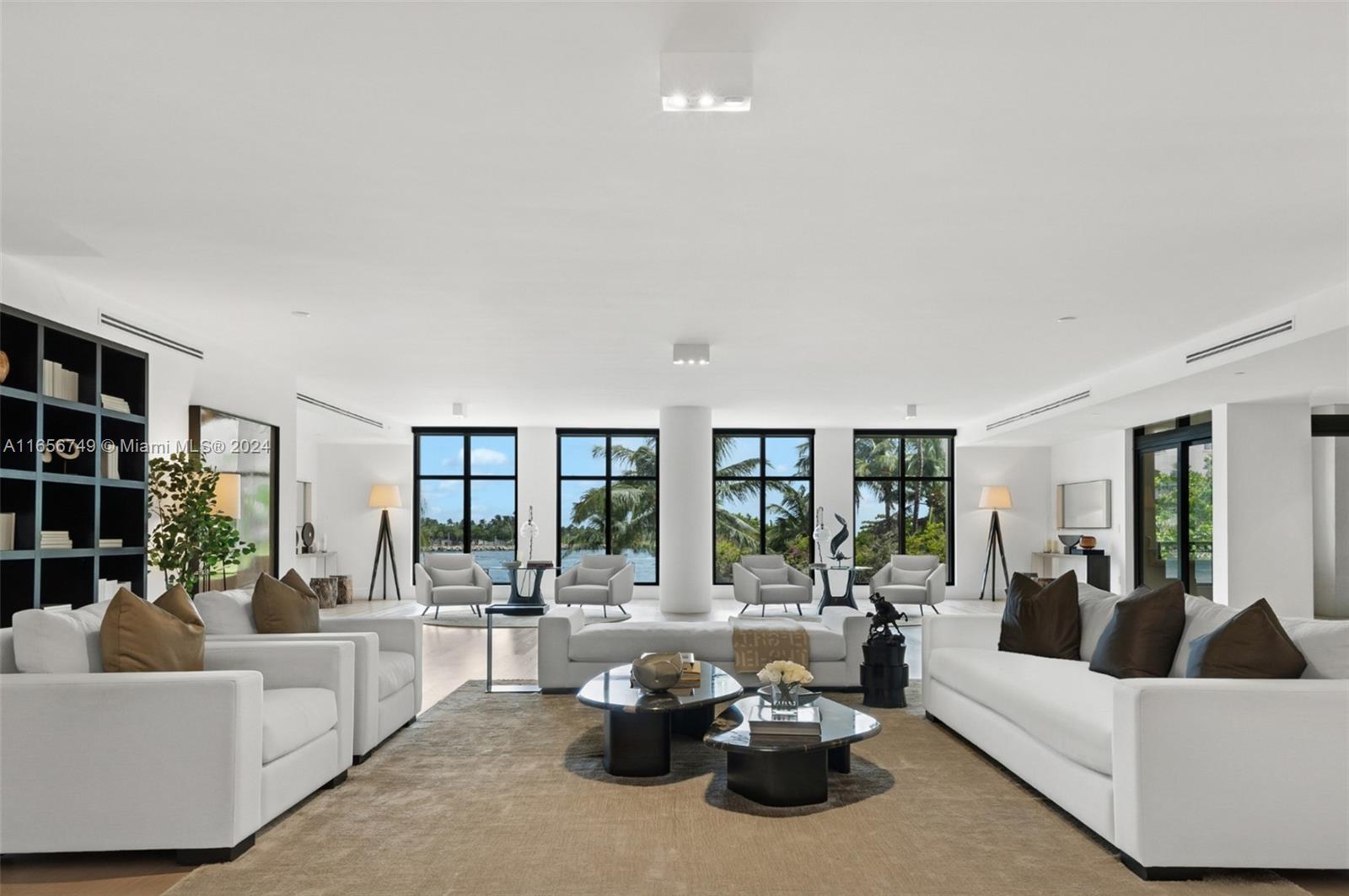 7025 Fisher Island Dr 7025, Miami Beach, Miami-Dade County, Florida - 5 Bedrooms  
7 Bathrooms - 