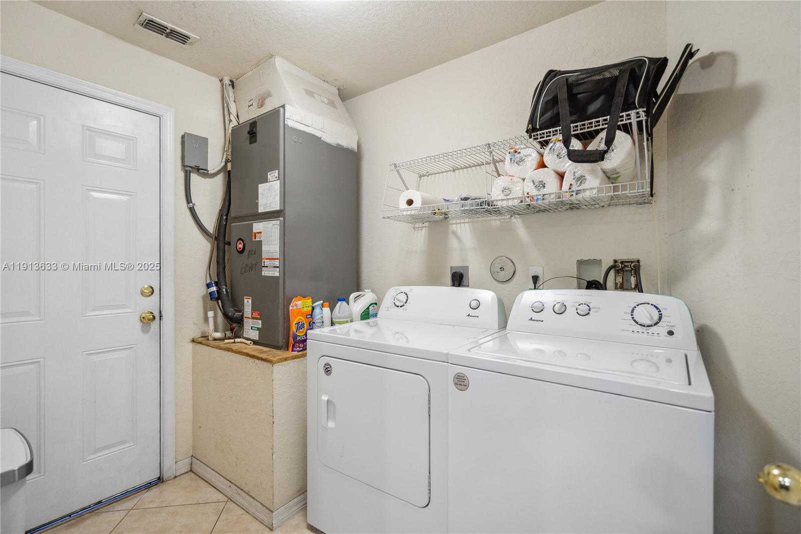 FOURTH  REPLAT OF PORTOFI - Residential