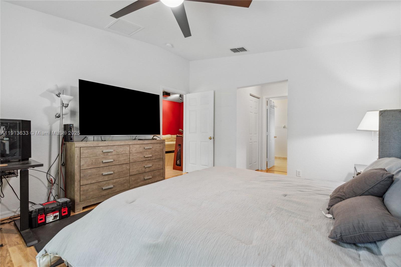 FOURTH  REPLAT OF PORTOFI - Residential