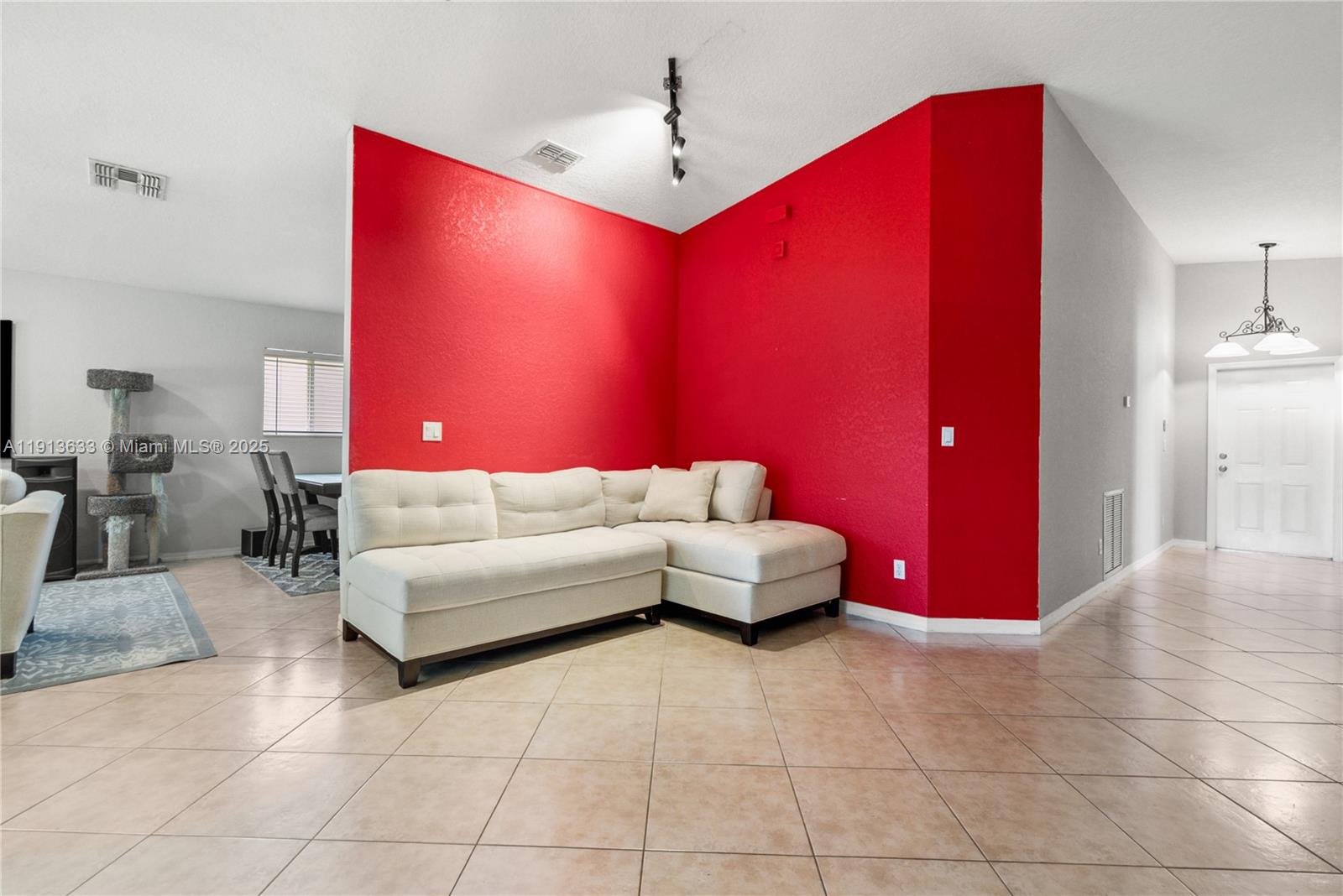 FOURTH  REPLAT OF PORTOFI - Residential