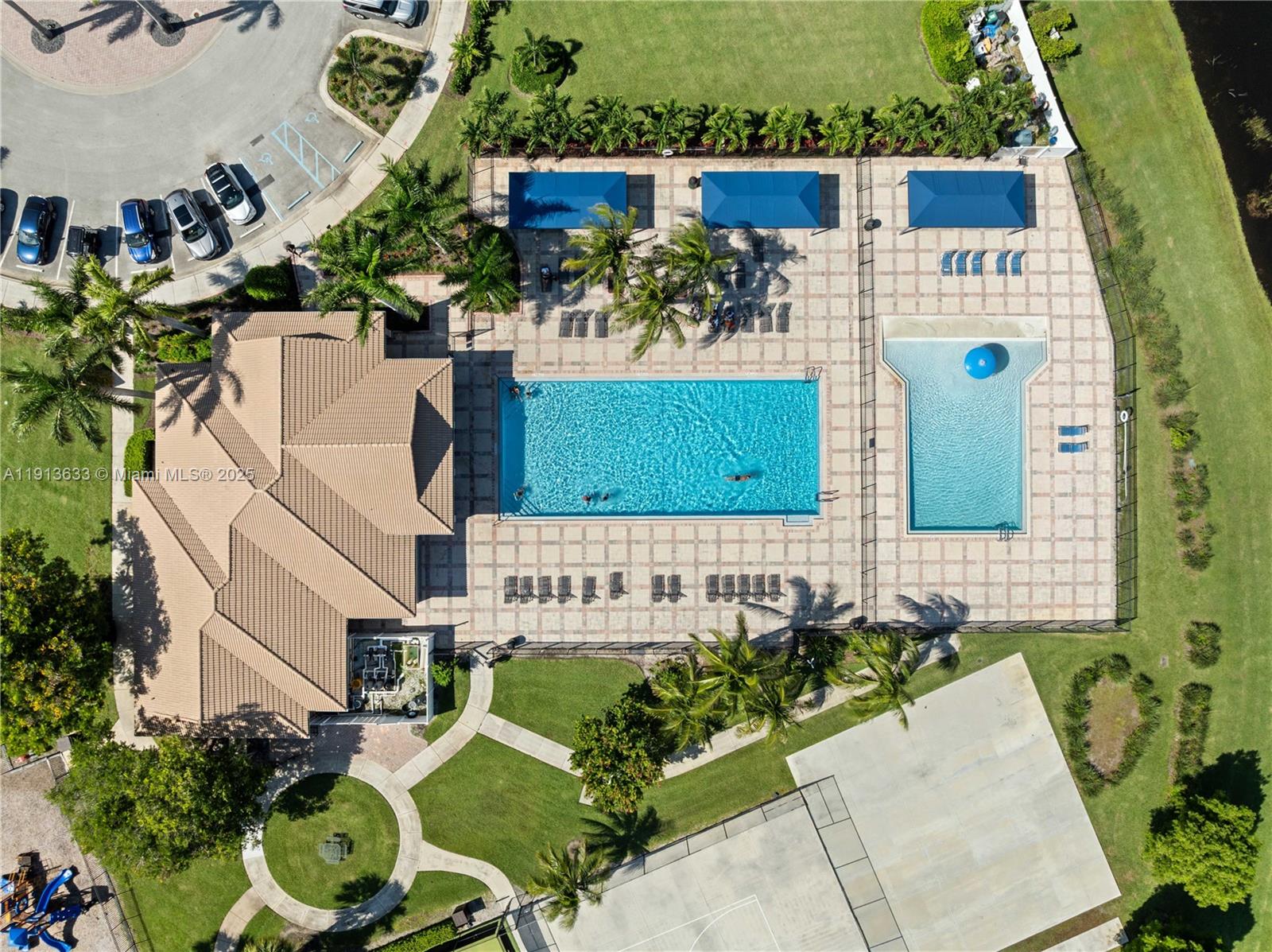 FOURTH  REPLAT OF PORTOFI - Residential