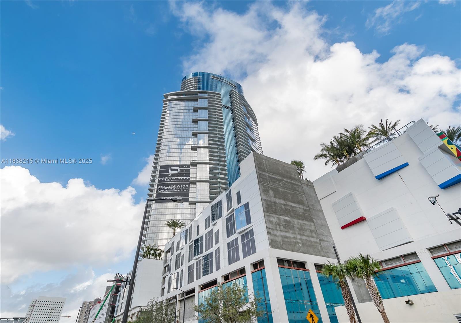 Beautiful and super spacious 1 bed+den+2 full bath, 10 foot ceilings
and very spacious. Huge dent with full bathroom and closet. Private
entry and great views. Designer European kitchen with bosch
appliances. Best amenities in Miami: basketball court, boxing,
raquetball, pool & spa, outdoor lounge, observatory, gym, skydeck,
yoga and more!. One of the best locations in the heart of Miami steps
away from the best dining, shopping & nightlife, Bayside, American
Airlines Arena, Adrienne Arsht Center, Perez Art Museum and the Miami
districts. Near major highways and train station. Short drive form
Miami International Airport. Excellent opportunity.