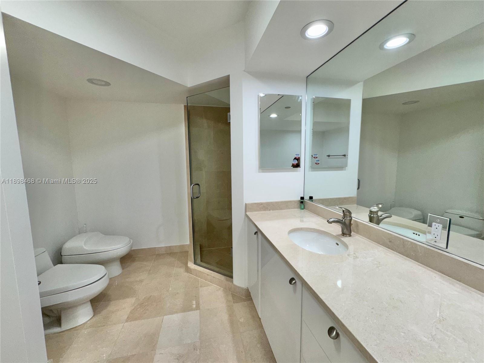 OCEANIA V CONDO - Residential Lease