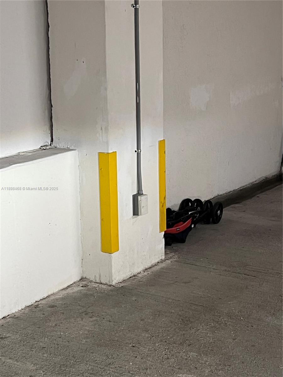 OCEANIA V CONDO - Residential Lease