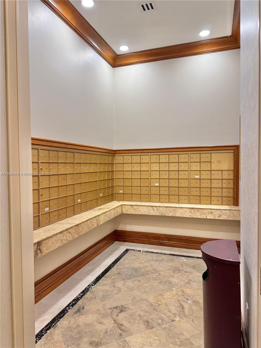 OCEANIA V CONDO - Residential Lease