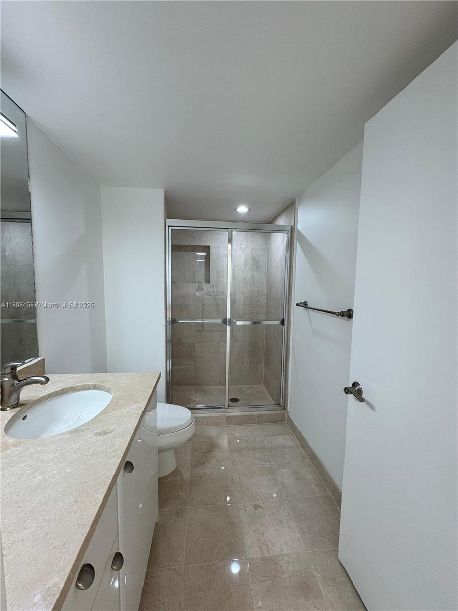 OCEANIA V CONDO - Residential Lease