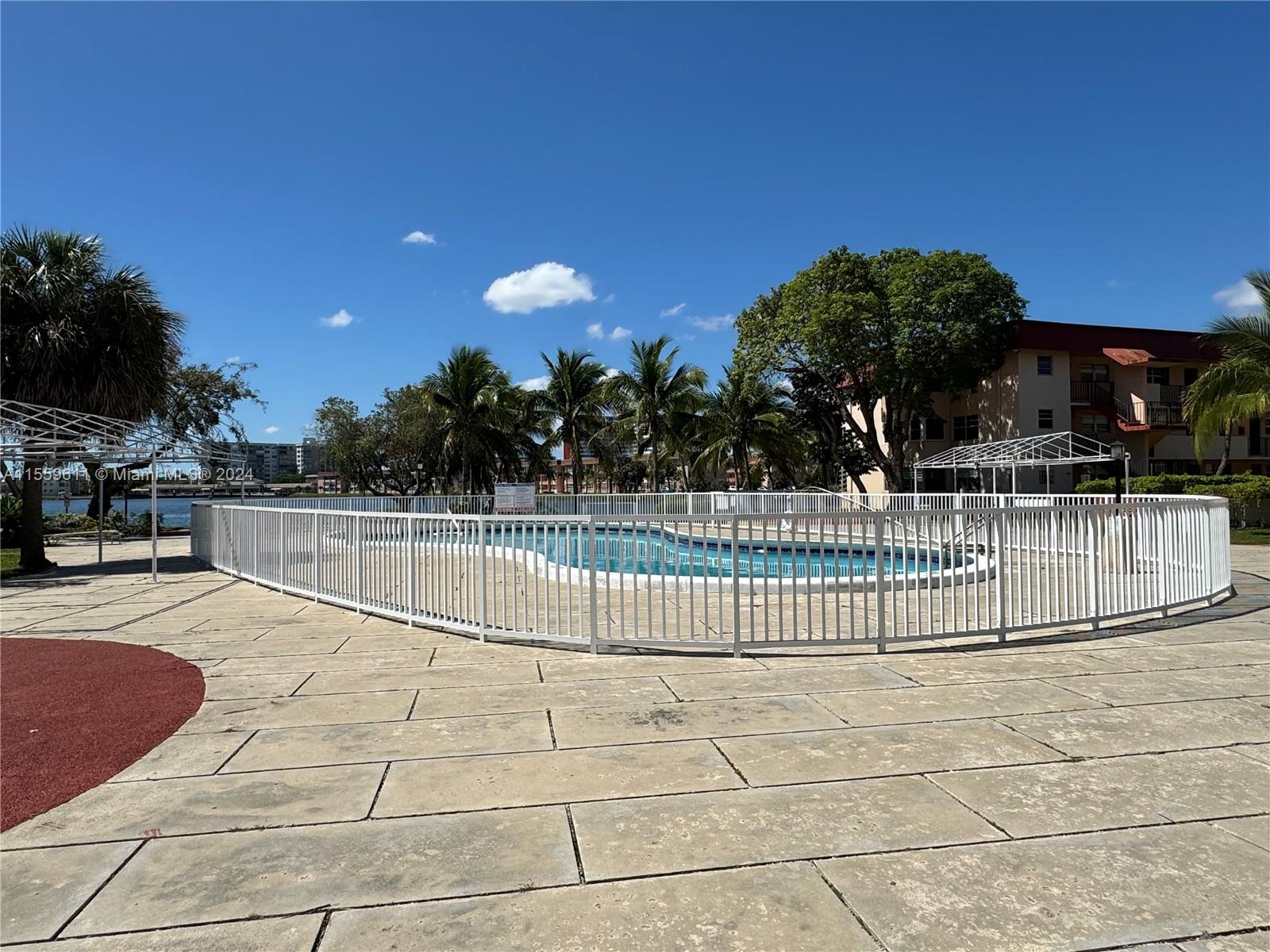 FIRST HORIZONS CONDO - Residential Lease