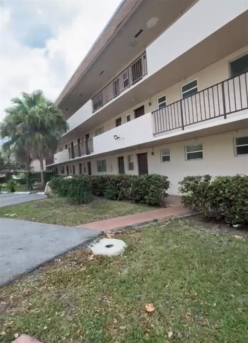FIRST HORIZONS CONDO - Residential Lease