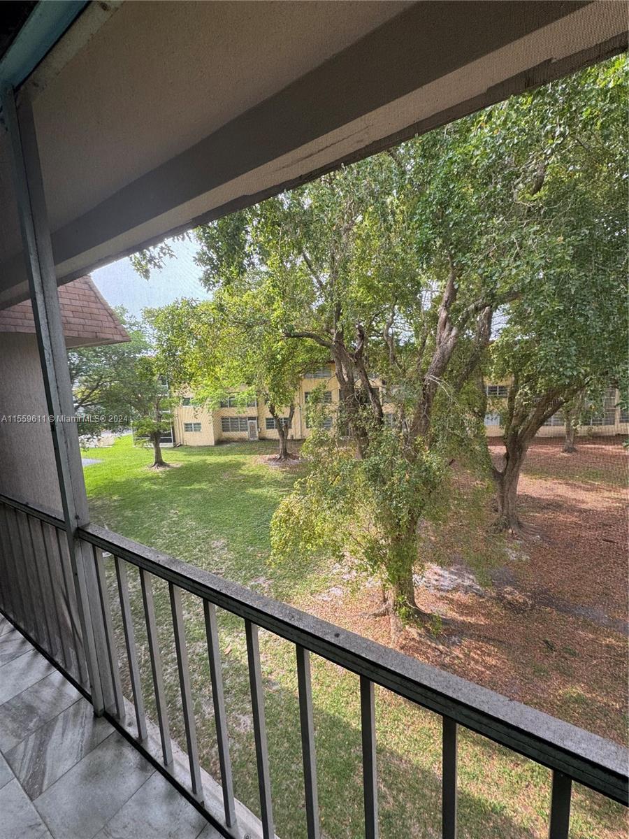 FIRST HORIZONS CONDO - Residential Lease