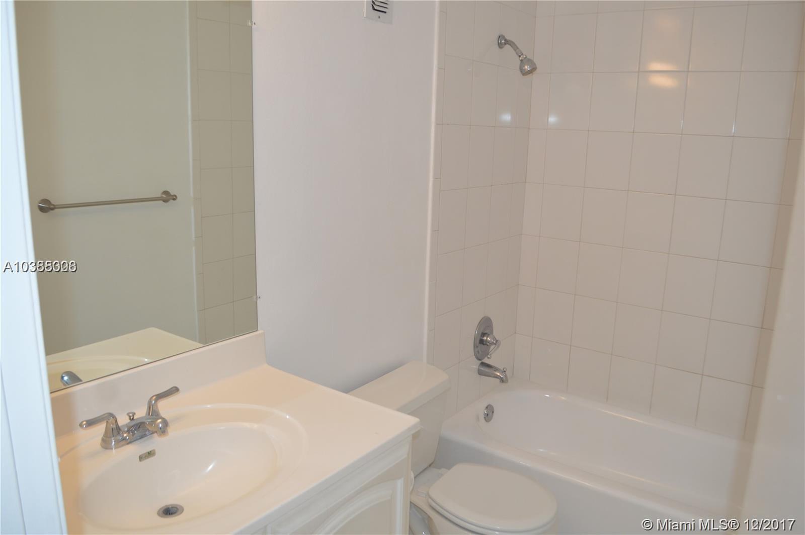 VILLAGE OF KINGS CREEK CO - Residential Lease