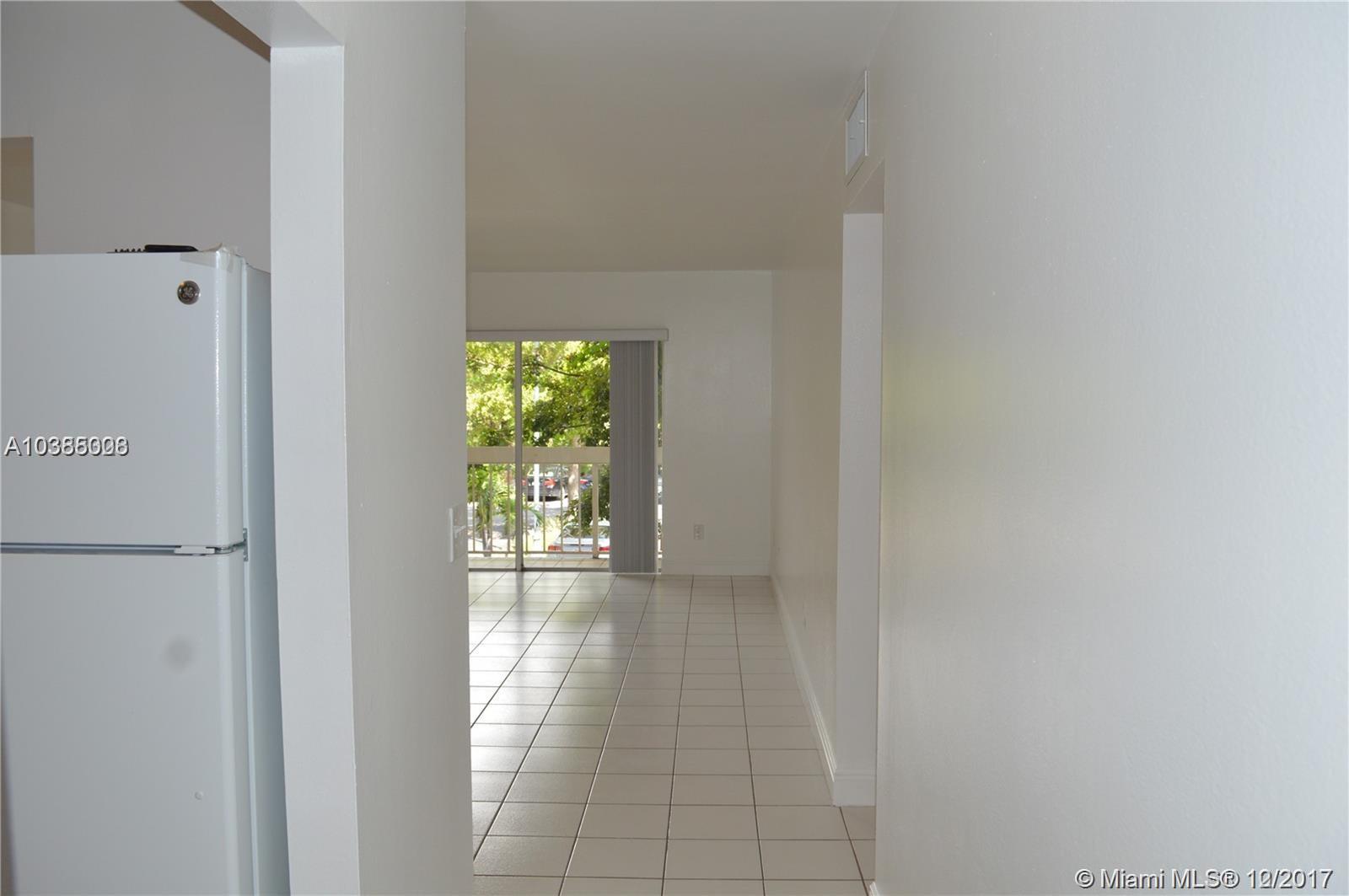 VILLAGE OF KINGS CREEK CO - Residential Lease