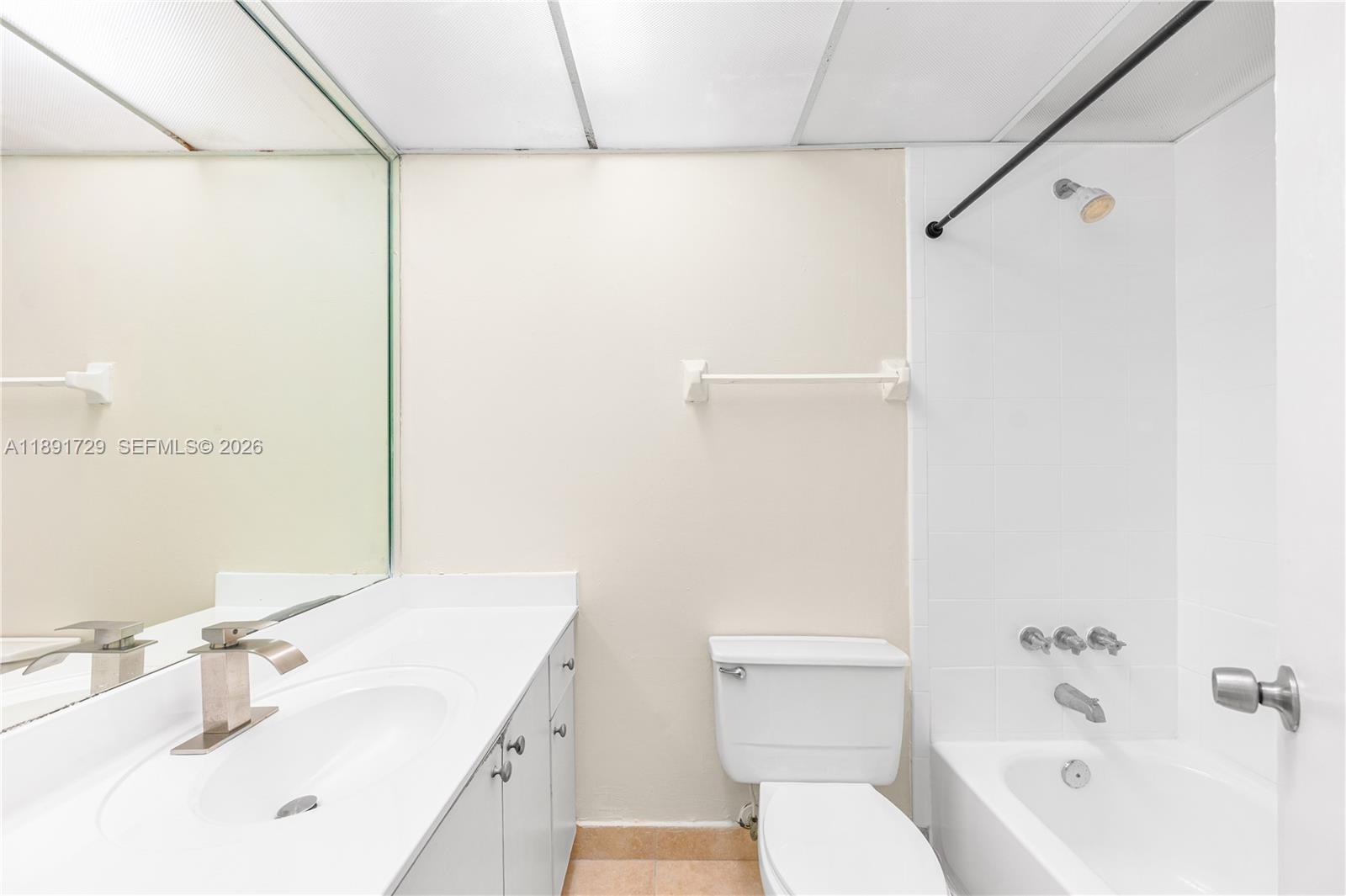 COURTYARDS AT KENDALL CON - Residential