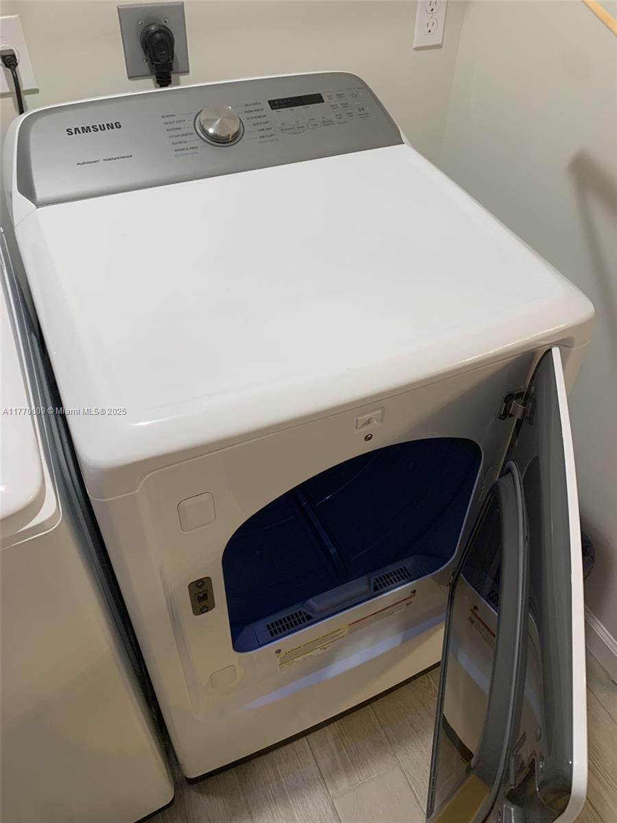 TRILLIUM - Residential