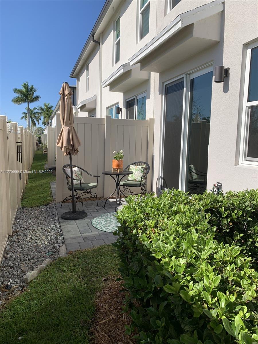 TRILLIUM - Residential