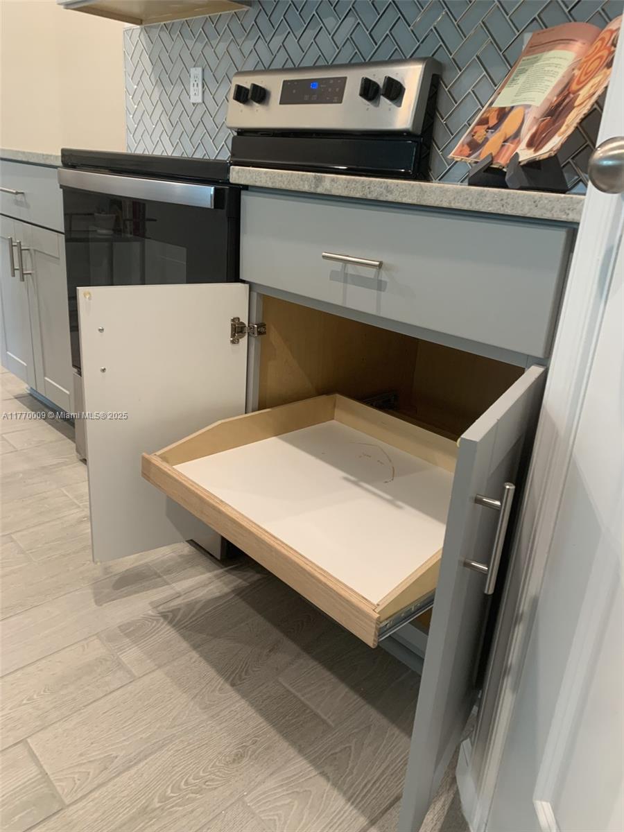 TRILLIUM - Residential