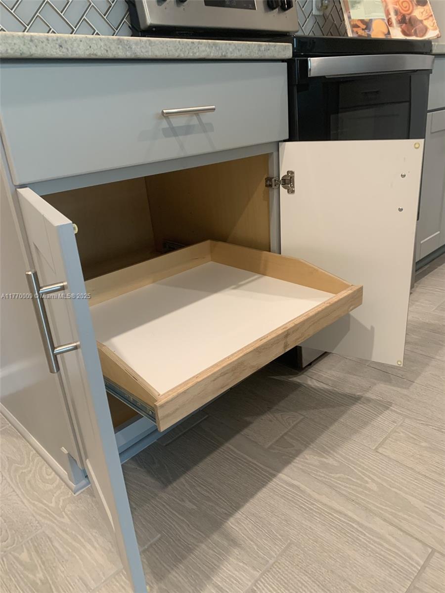 TRILLIUM - Residential