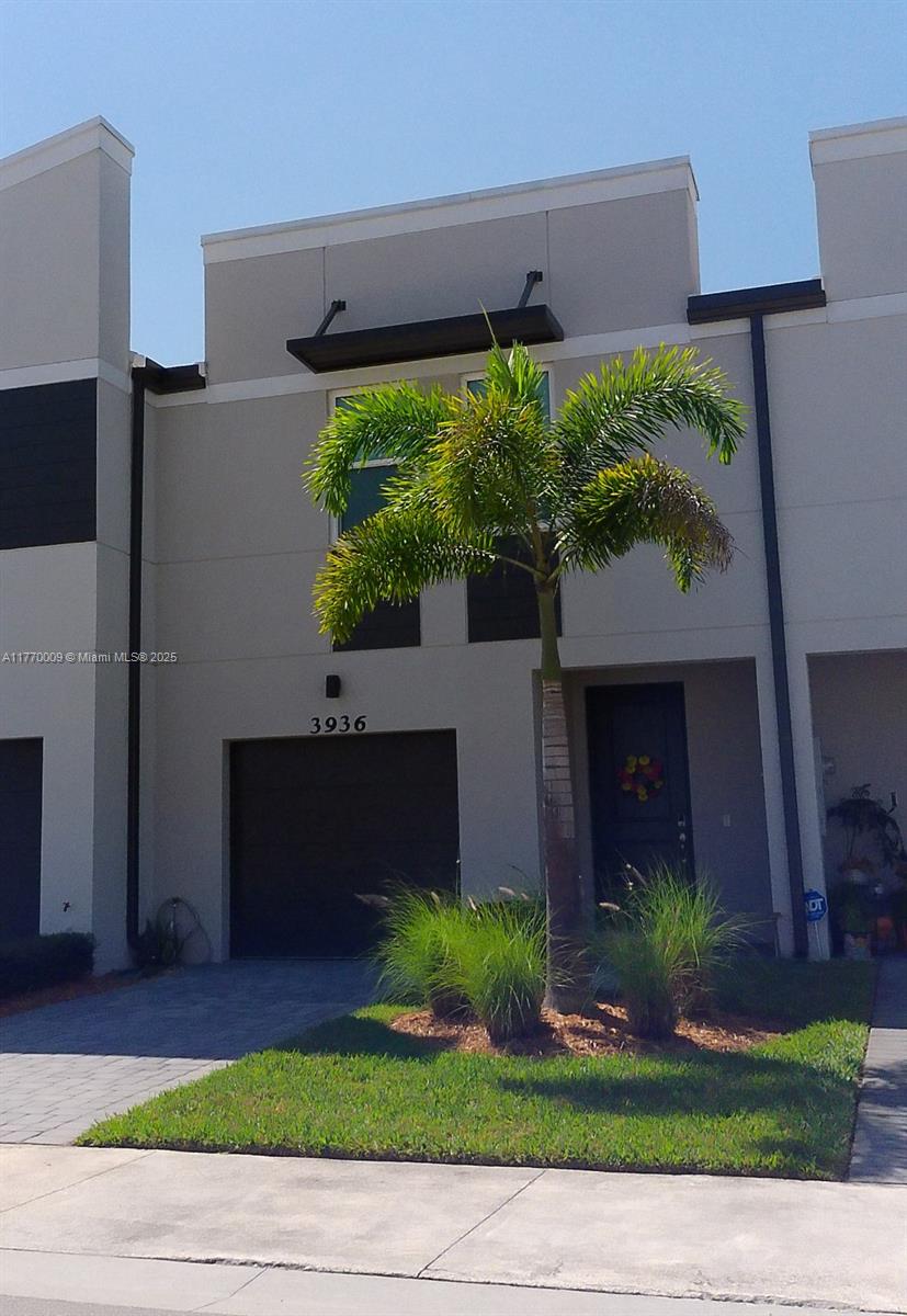 3936 Se Caladium Ct -, Stuart, Martin County, Florida - 3 Bedrooms  
3 Bathrooms - 