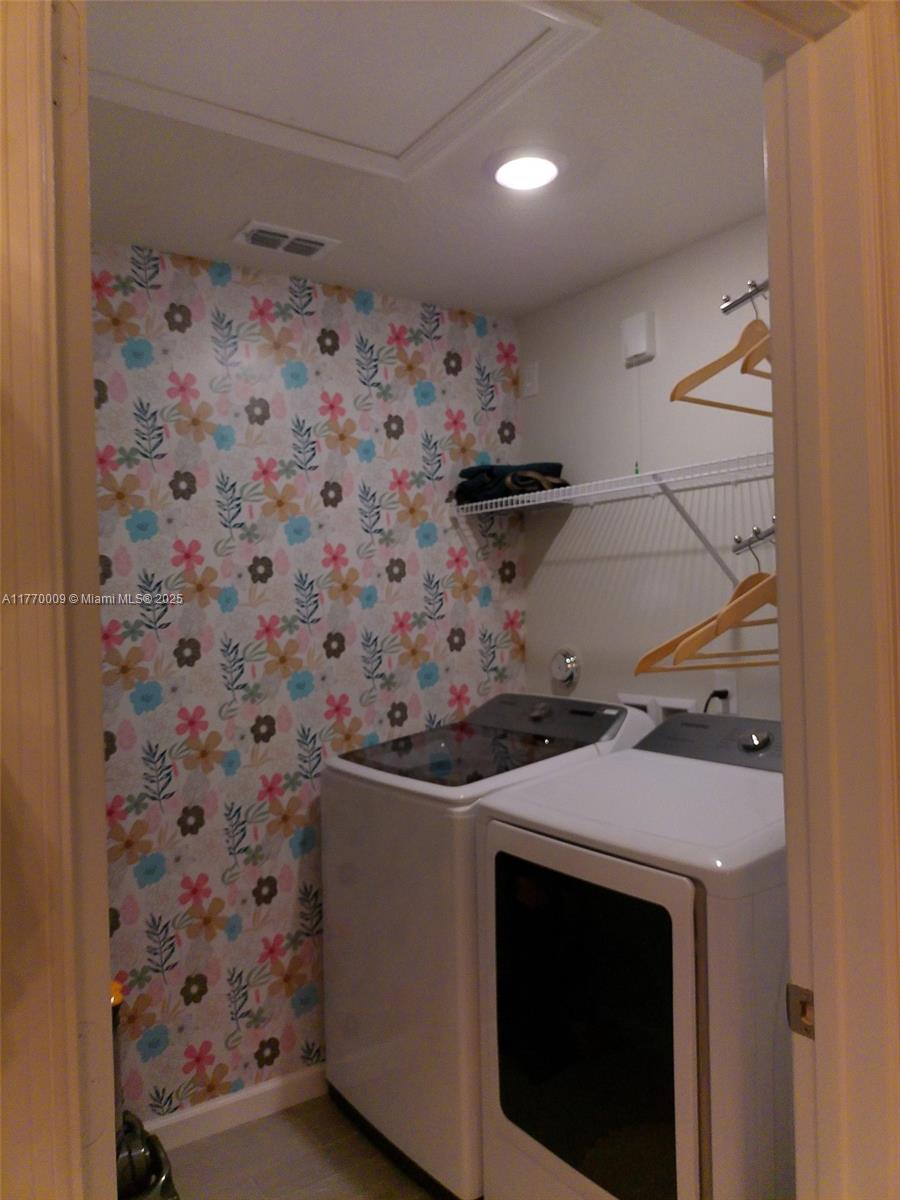 TRILLIUM - Residential