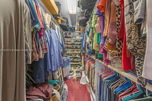 LUSIA R SUB - Residential