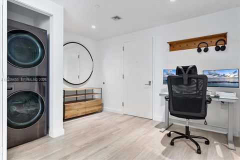 Tiny photo for 55 SW 9th St #1103, Miami, FL 33130 (MLS # A12008455)