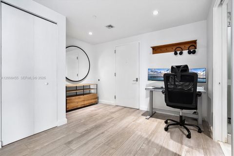 Tiny photo for 55 SW 9th St #1103, Miami, FL 33130 (MLS # A12008455)