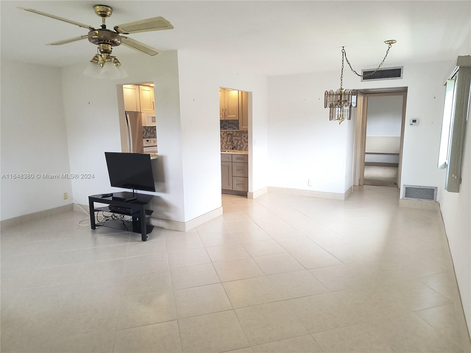 KINGS POINT MONACO CONDOS - Residential