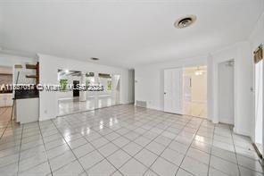 FLA FRUIT LANDS CO SUB NO - Residential Lease