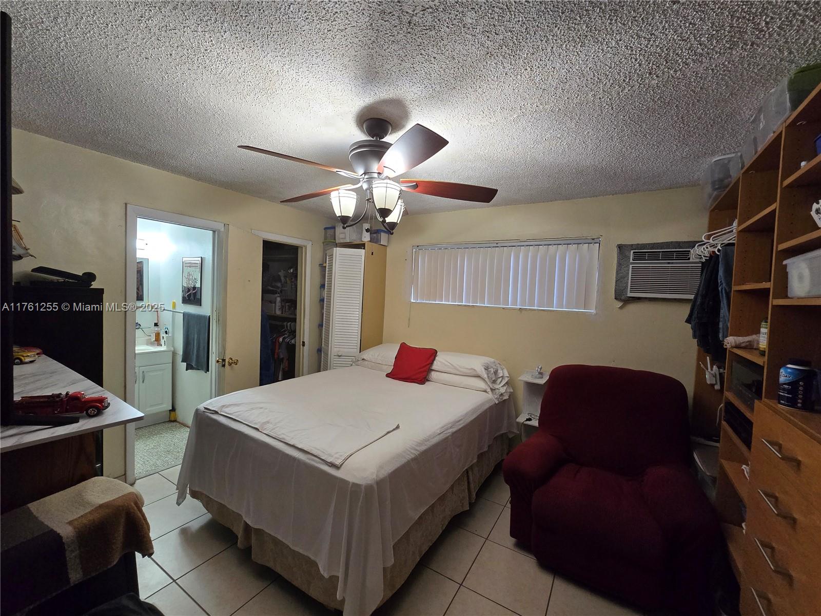 THE TROPICS AMD - Residential