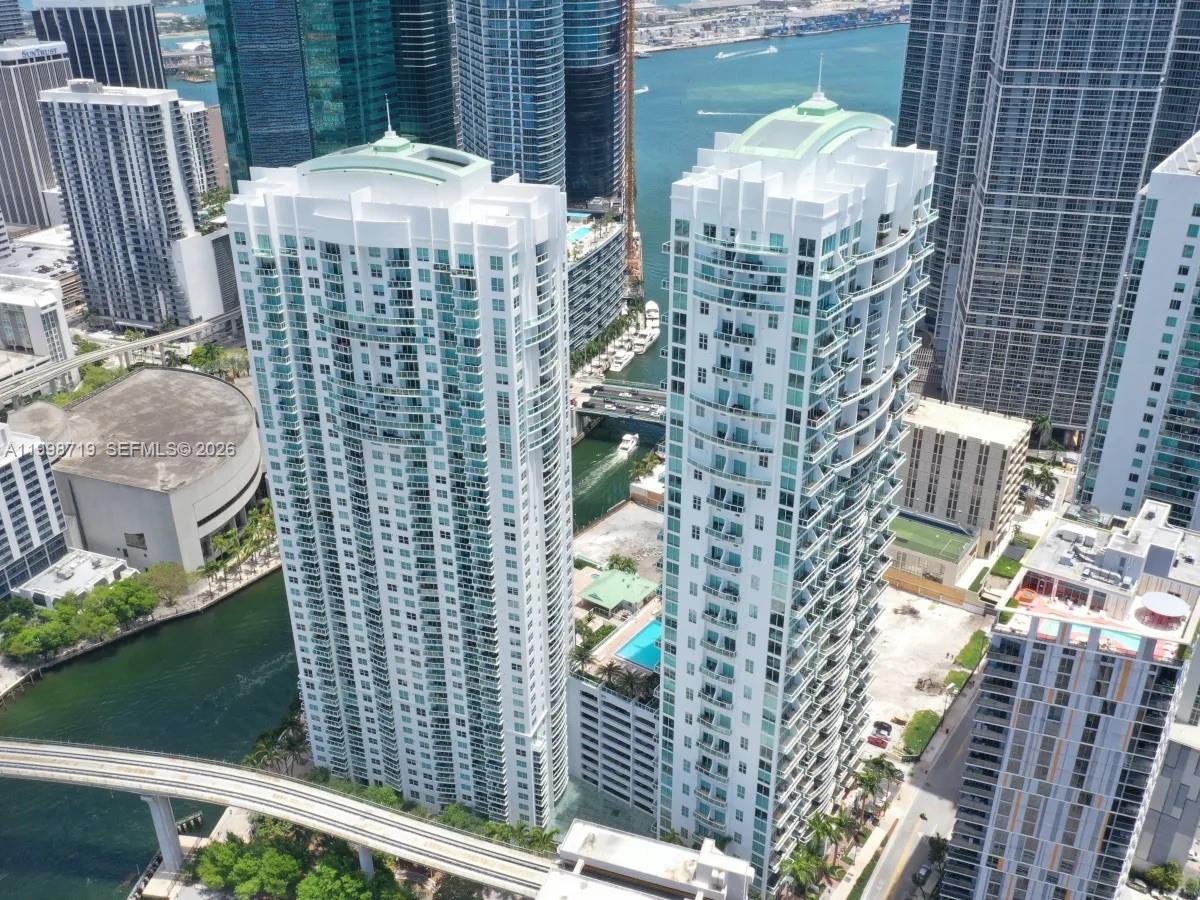 BRICKELL ON THE RIVER S T - Residential