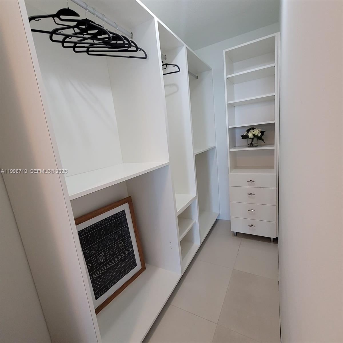 BRICKELL ON THE RIVER S T - Residential