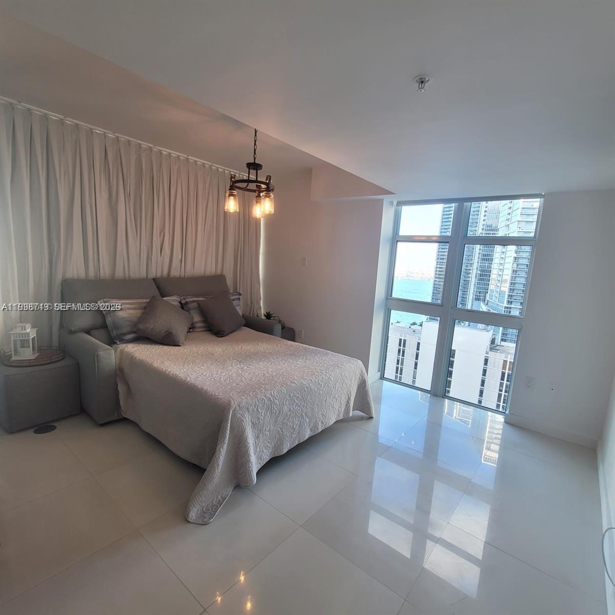 BRICKELL ON THE RIVER S T - Residential