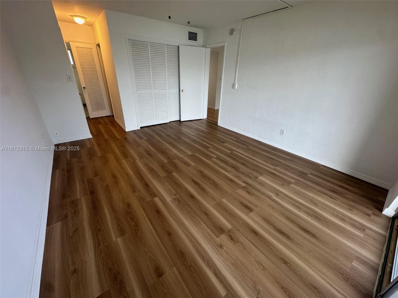 THIRD HORIZONS CONDO - Residential