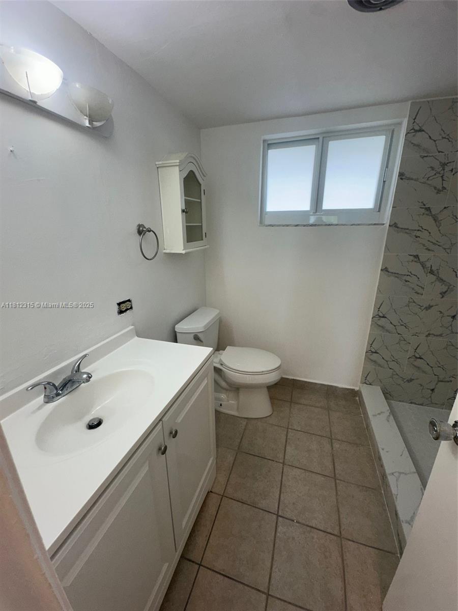 THIRD HORIZONS CONDO - Residential