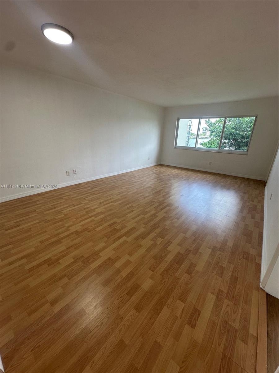 THIRD HORIZONS CONDO - Residential