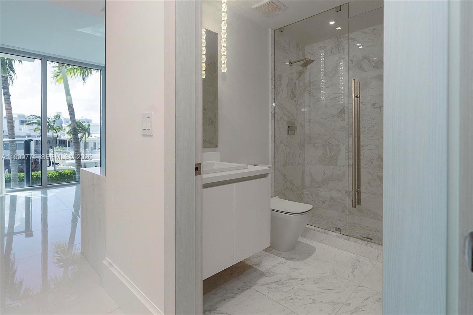 PARAMOUNT FT LAUDERDALE C - Residential