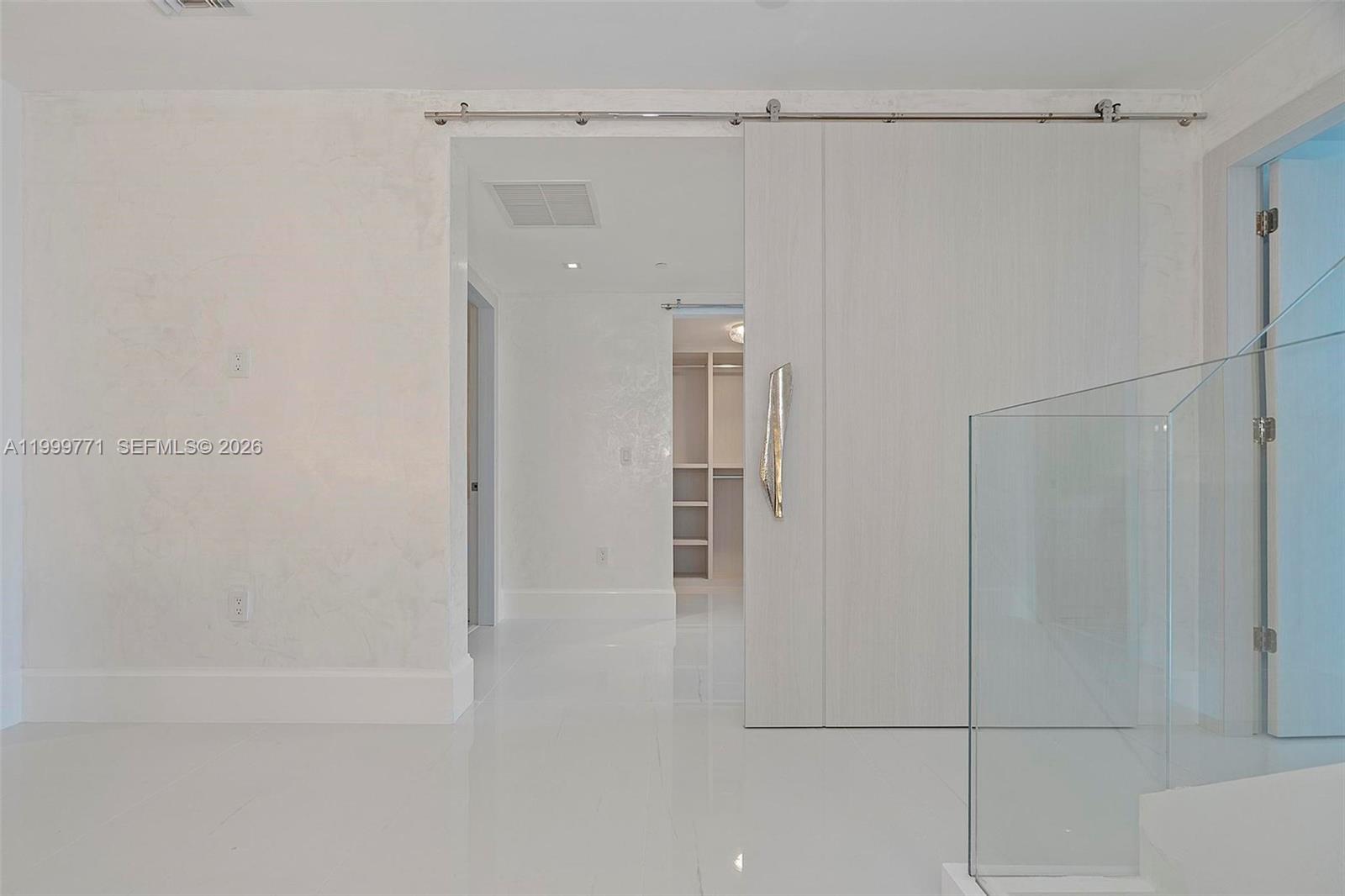 PARAMOUNT FT LAUDERDALE C - Residential