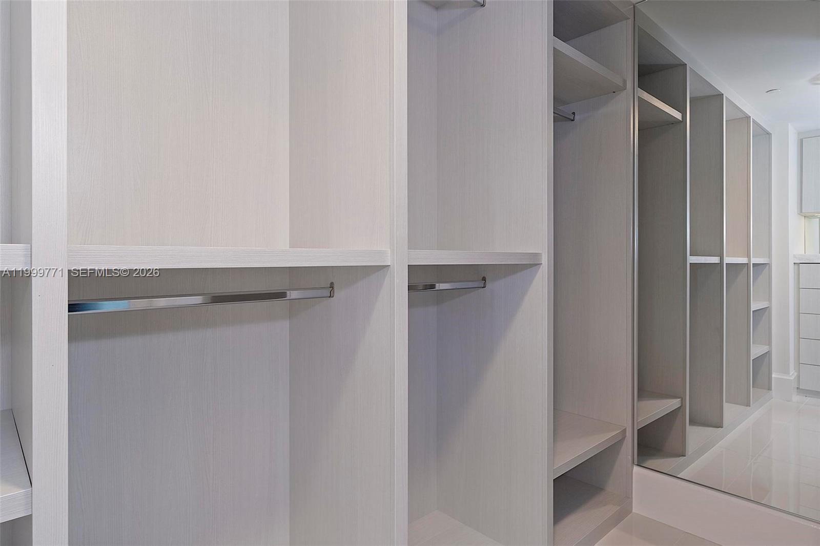 PARAMOUNT FT LAUDERDALE C - Residential