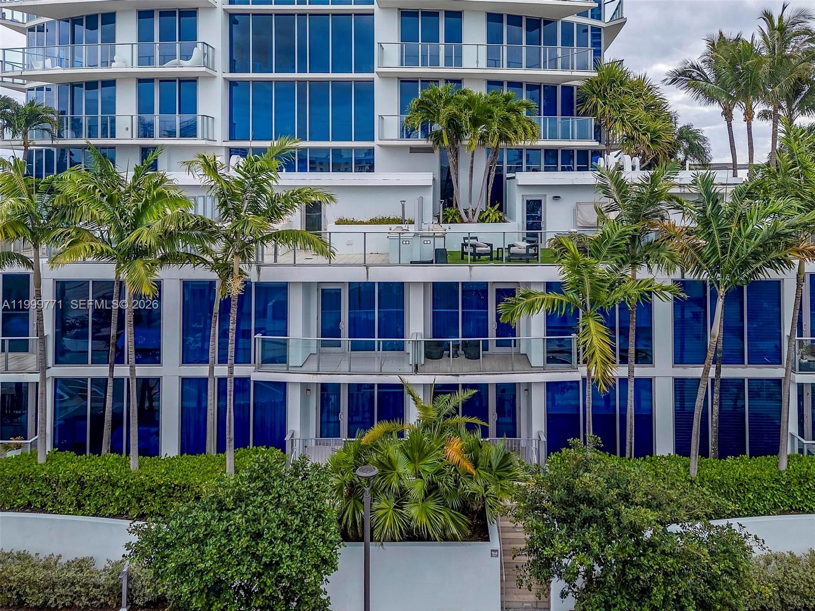 701 N Fort Lauderdale Beach Blvd TH3