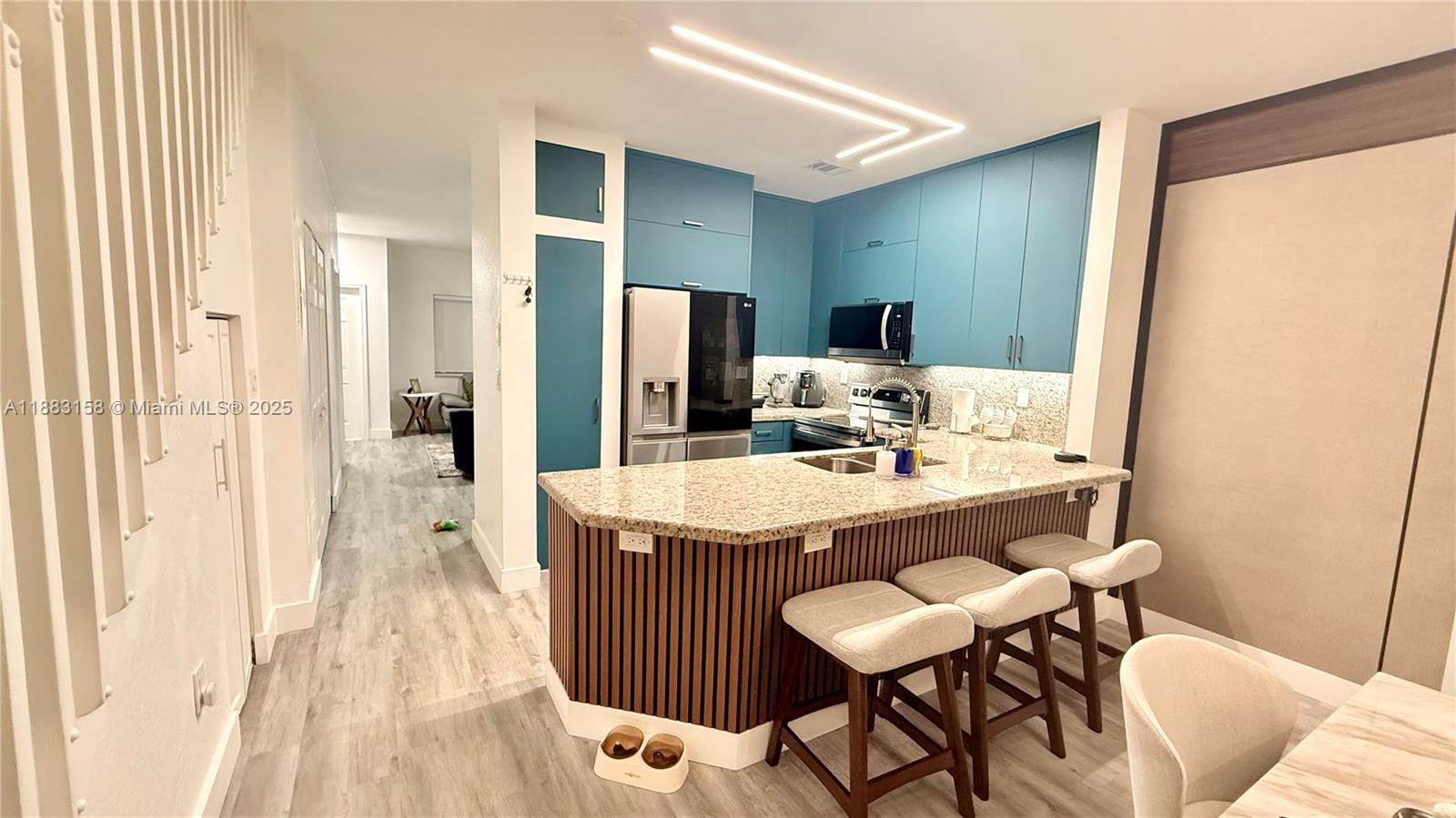 LAS BRISAS AT DORAL CONDO - Residential Lease