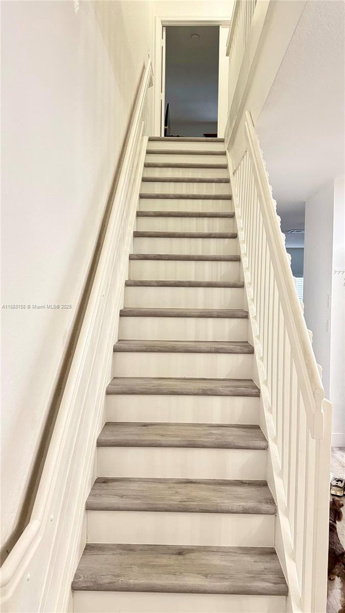 LAS BRISAS AT DORAL CONDO - Residential Lease