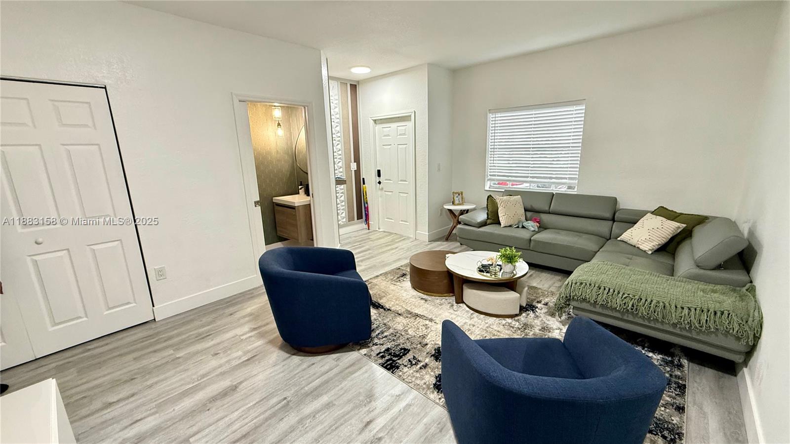 LAS BRISAS AT DORAL CONDO - Residential Lease