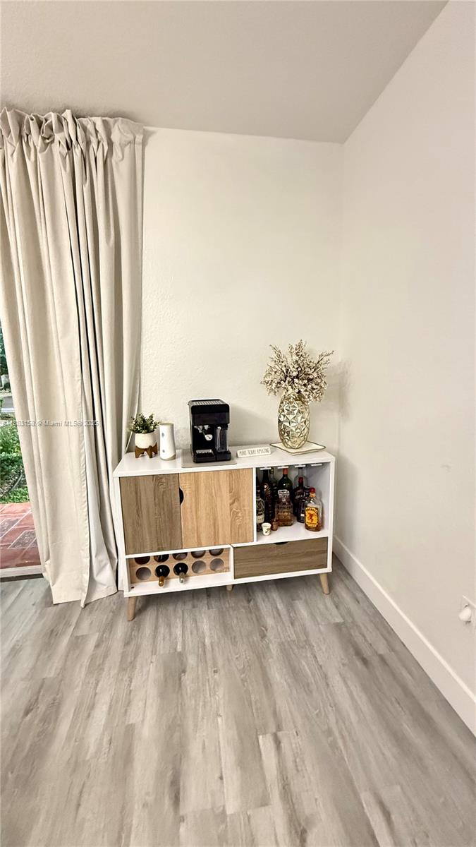 LAS BRISAS AT DORAL CONDO - Residential Lease