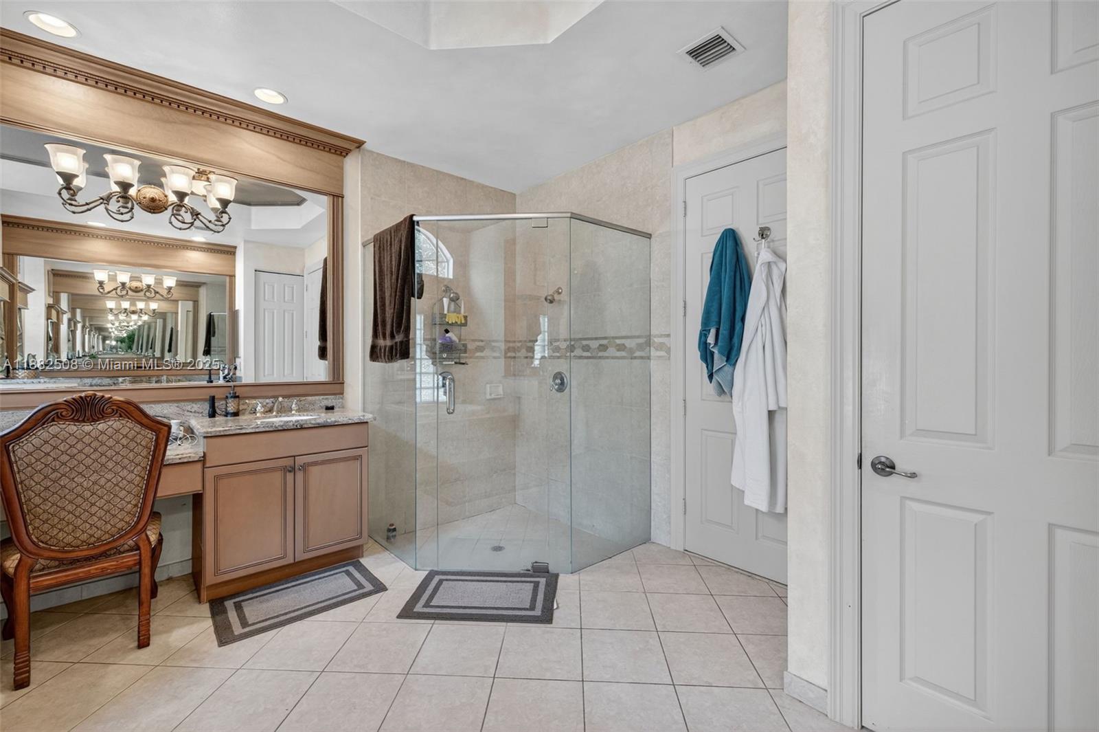 LONG LAKE RANCHES - Residential