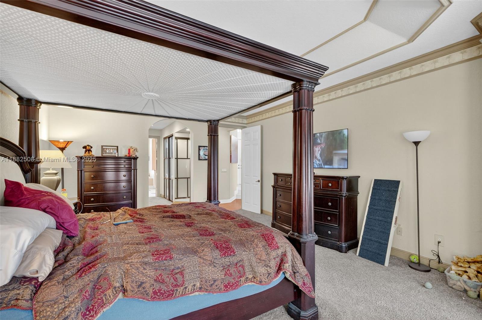 LONG LAKE RANCHES - Residential