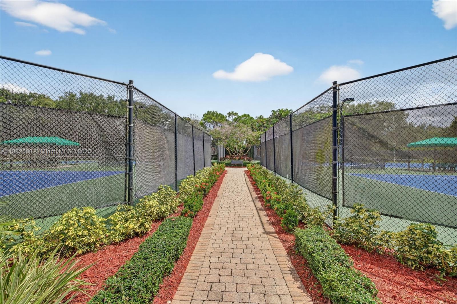 LONG LAKE RANCHES - Residential
