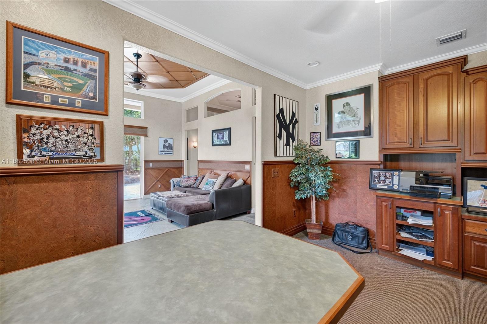 LONG LAKE RANCHES - Residential