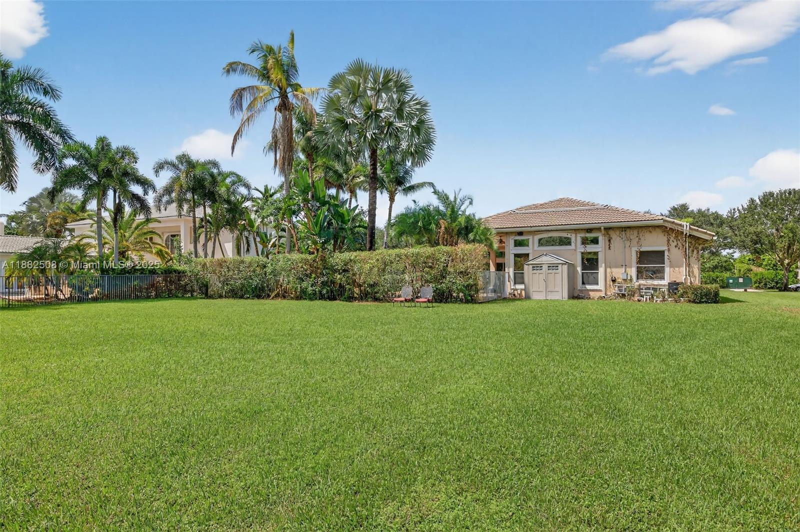 LONG LAKE RANCHES - Residential