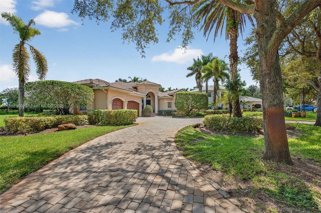 Photo of 3792 Churchill Downs Dr, Davie, FL 33328 (MLS # A11882508)