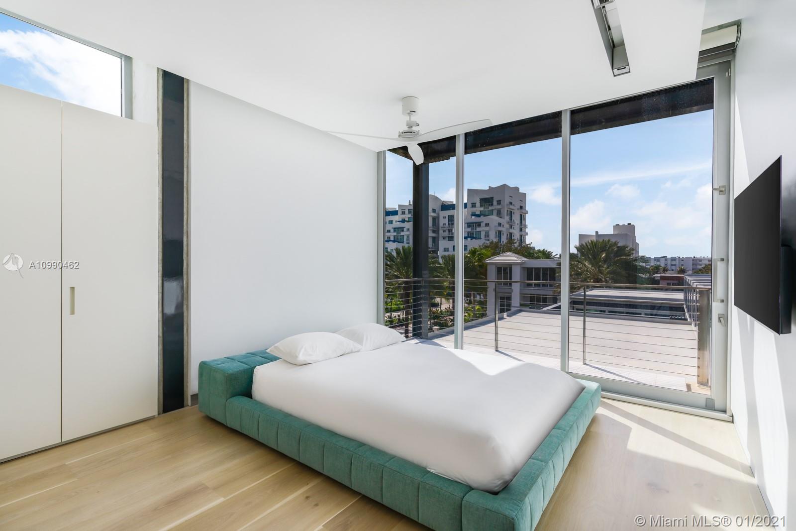 ALTOS DEL MAR NO 1 - Residential