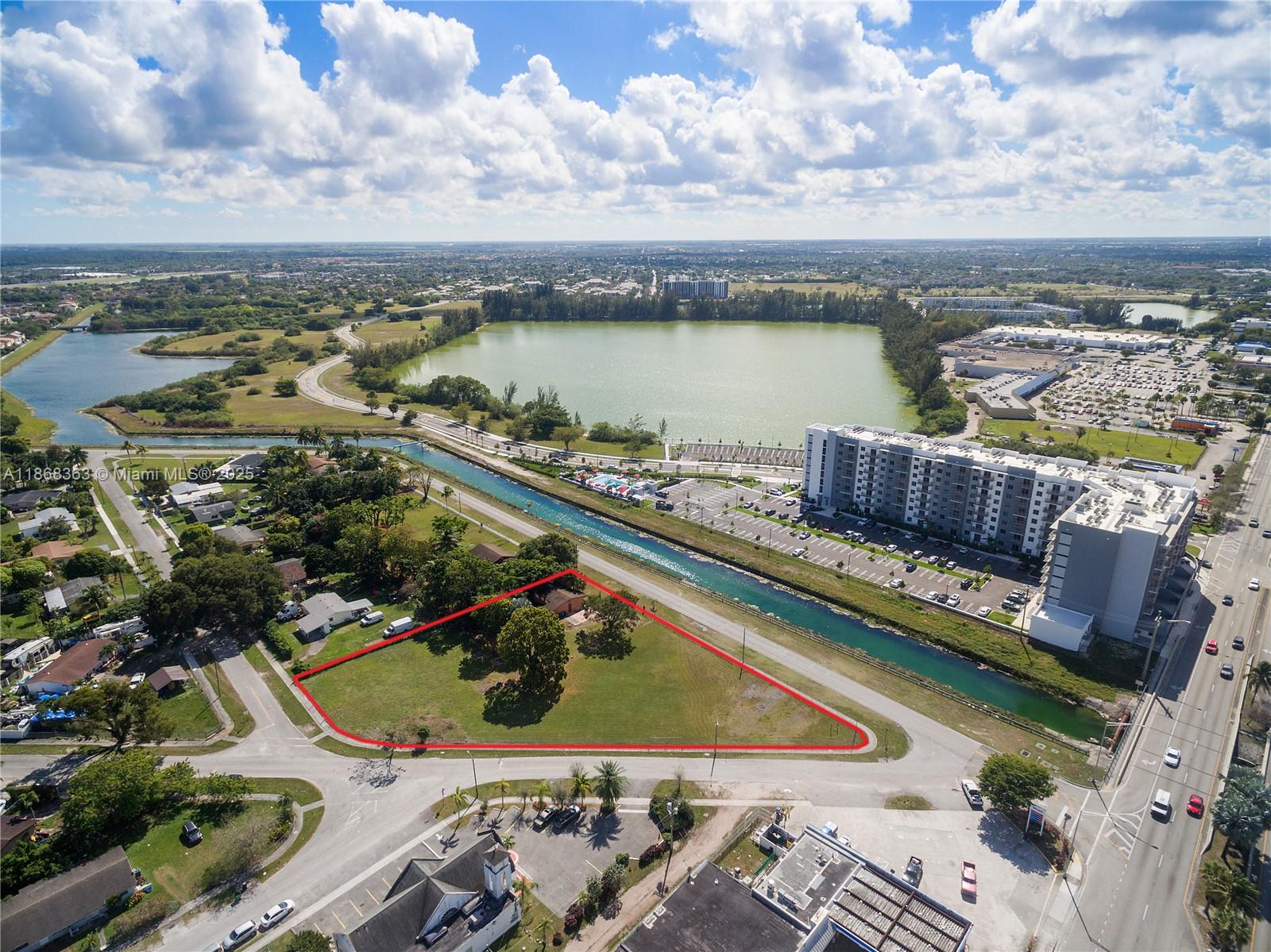 NARANJA PARK 2ND ADDN - Land